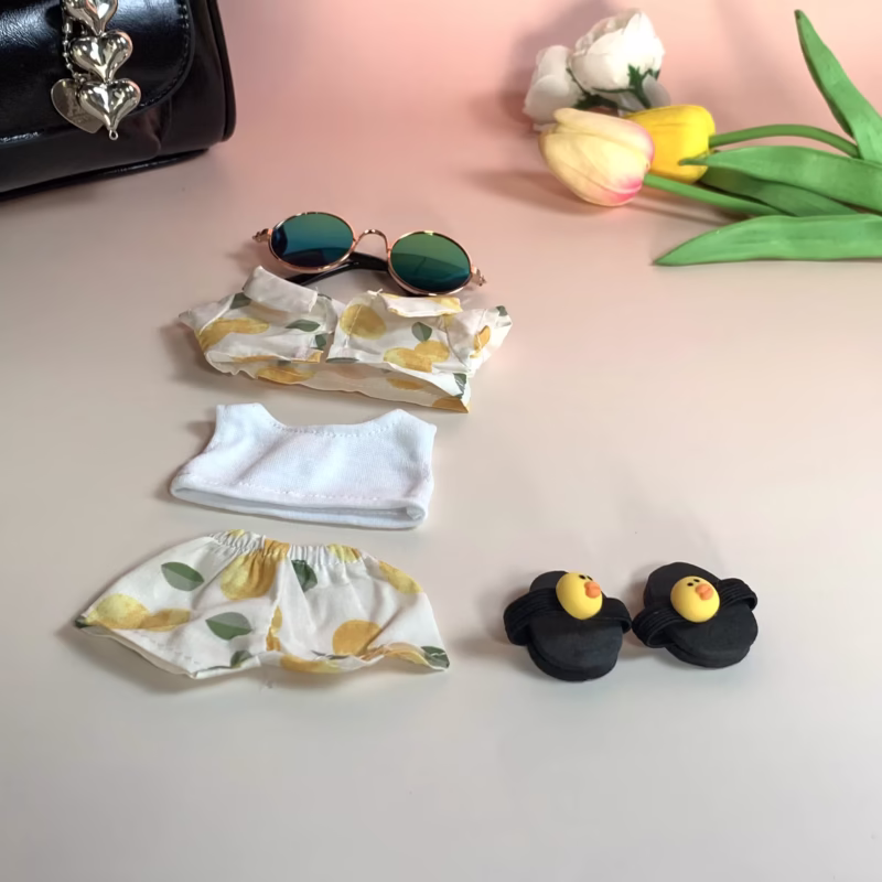 Labubu Blind Box Keychain, 17cm, Glasses and Beach Outfit Set (Vinyl Doll Adaptable Costume) - Image 4
